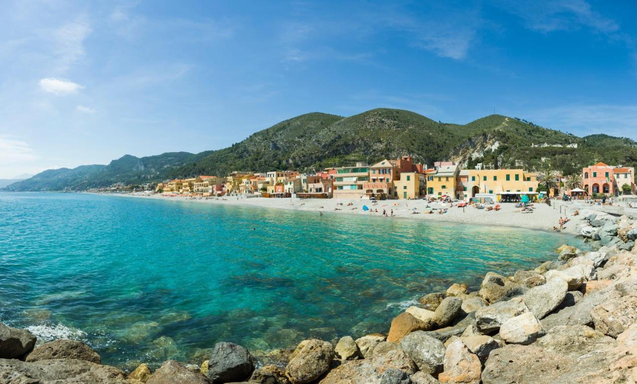 Miramare di Varigotti Esterno foto