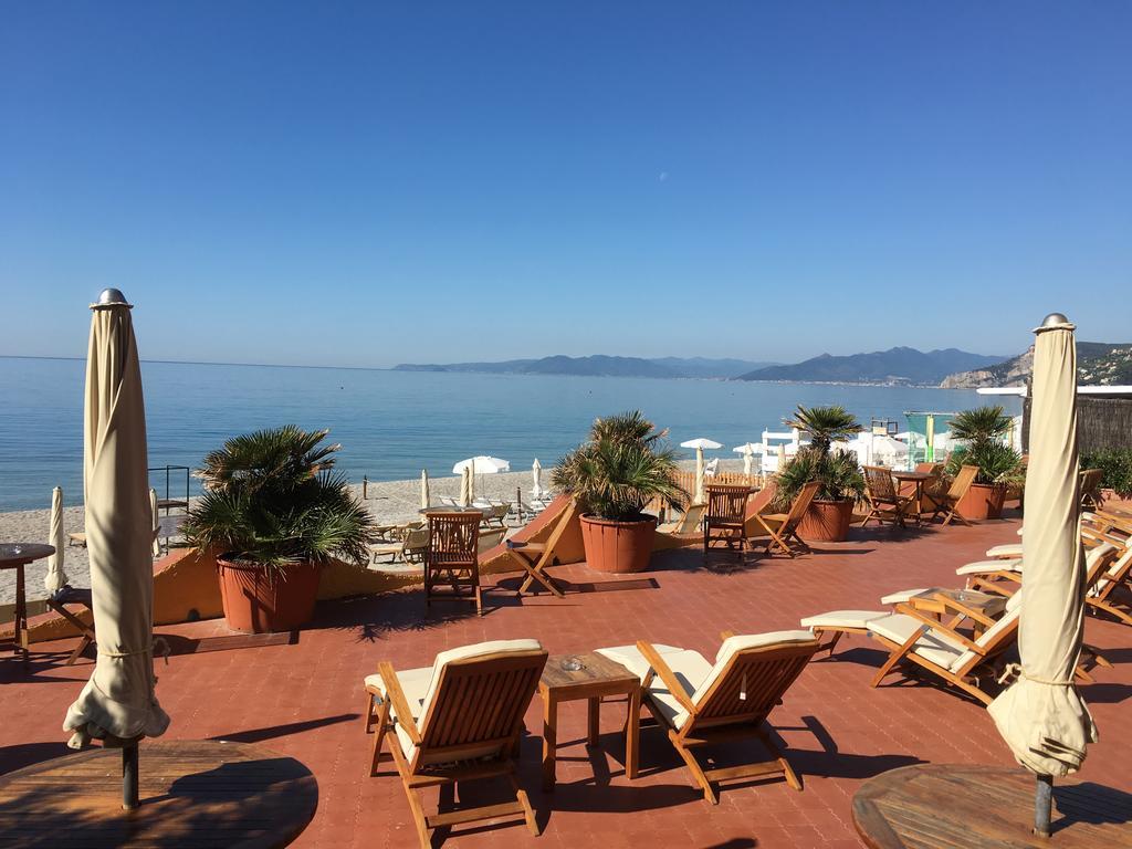 Miramare di Varigotti Esterno foto